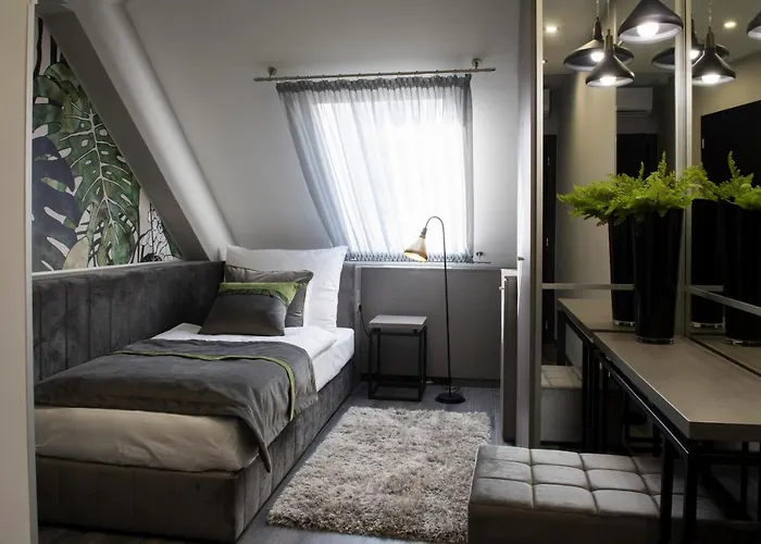 Hotel Central 호텔